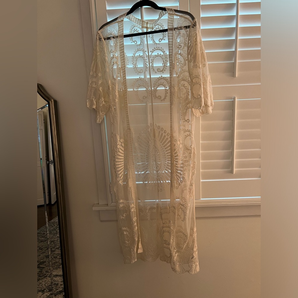 Do Everything in Love Lace Duster